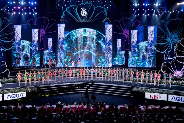 Bỏng mắt trước phần thi bikini Bán kết Hoa hậu Việt Nam 2020 - Ảnh 12. Bỏng mắt trước phần thi bikini Bán kết Hoa hậu Việt Nam 2020 - Ảnh 12.