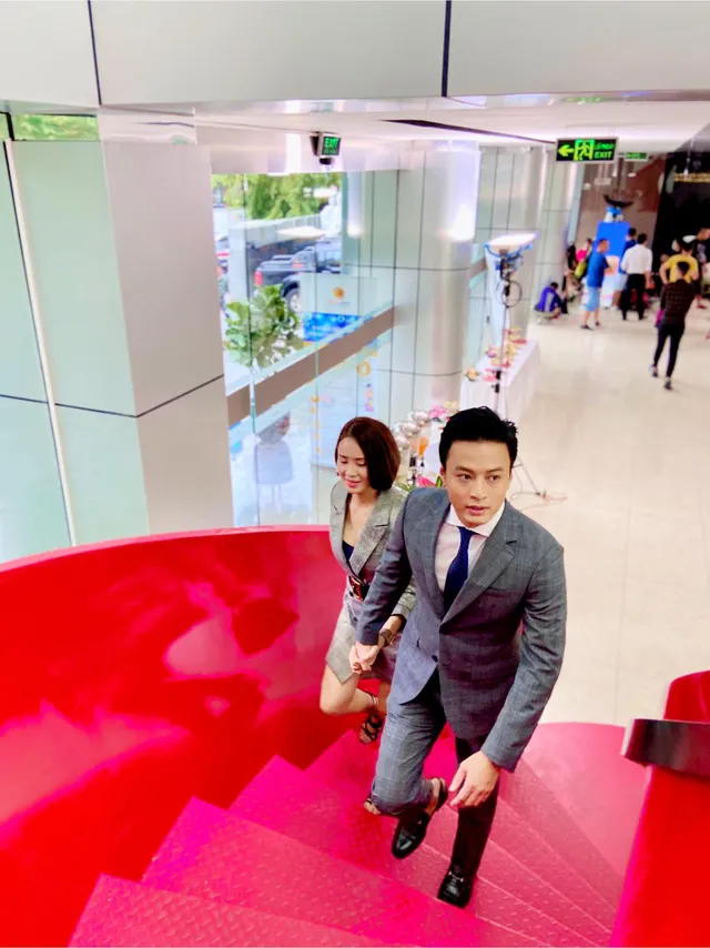 Hồng Đăng trở mặt với Hồng Diễm trong phim mới? - Ảnh 1. Hồng Đăng trở mặt với Hồng Diễm trong phim mới? - Ảnh 1.