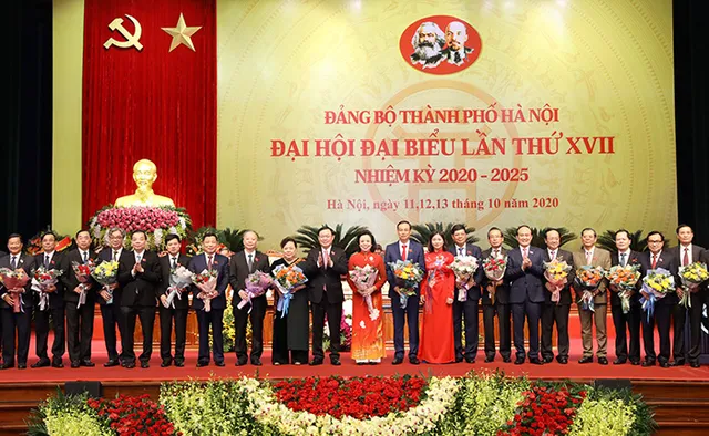 Ban Chấp hành Đảng bộ thành phố Hà Nội nhiệm kỳ 2020 - 2025 chính thức ra mắt - Ảnh 2.