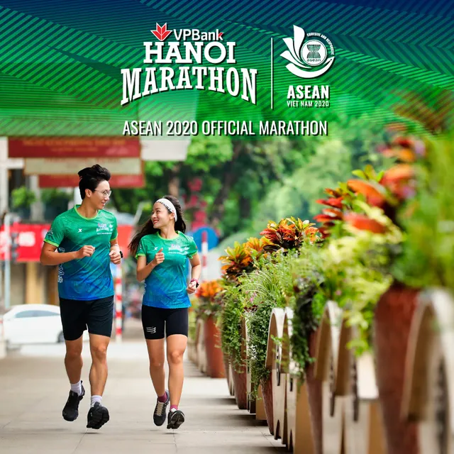 VPBank Hanoi Marathon ASEAN 2020: Chạy và đón ánh bình minh trong trời thu Hà Nội - Ảnh 1.