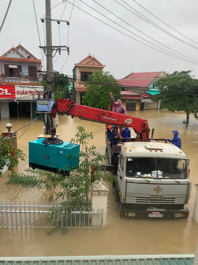 Đảm bảo mạng lưới thông tin huyết mạch tại các tỉnh miền Trung - Ảnh 6.