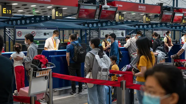 Vì sao kinh tế Trung Quốc vẫn phục hồi vững chắc giữa đại dịch COVID-19? - Ảnh 3. Vì sao kinh tế Trung Quốc vẫn phục hồi vững chắc giữa đại dịch COVID-19? - Ảnh 3.