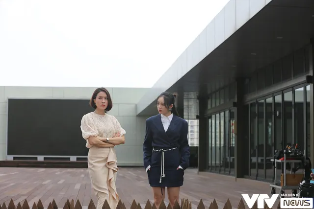 Hồng Diễm nóng mặt vì Quỳnh Kool vênh váo trong phim mới - Ảnh 3. Hồng Diễm nóng mặt vì Quỳnh Kool vênh váo trong phim mới - Ảnh 3.