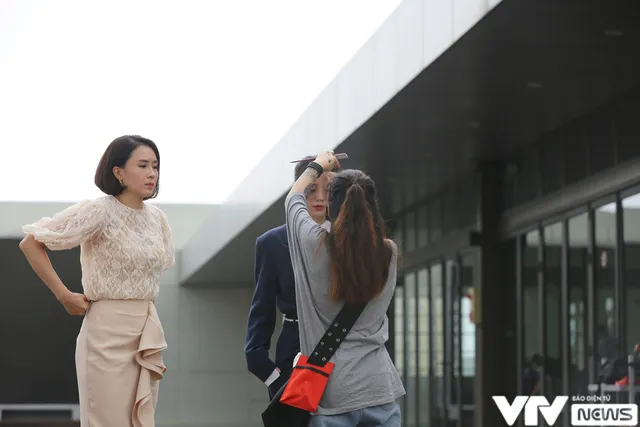 Hồng Diễm nóng mặt vì Quỳnh Kool vênh váo trong phim mới - Ảnh 10. Hồng Diễm nóng mặt vì Quỳnh Kool vênh váo trong phim mới - Ảnh 10.
