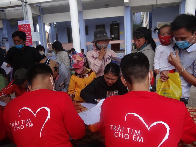 Trái tim cho em tổ chức khám tầm soát tim bẩm sinh tại tỉnh Yên Bái - Ảnh 2.