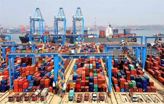 Trung Quốc tham vọng phát triển kinh tế thế nào trong 5 năm tới? - Ảnh 1. Trung Quốc tham vọng phát triển kinh tế thế nào trong 5 năm tới? - Ảnh 1.