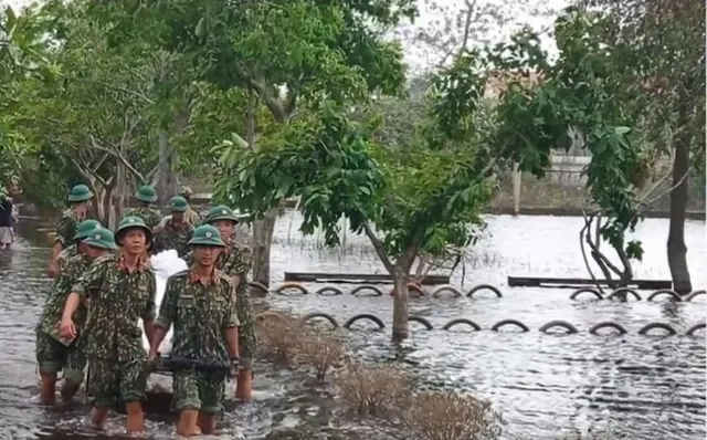 Thừa Thiên - Huế: Công tác ứng phó bão số 9 tương đối hoàn tất - Ảnh 1.