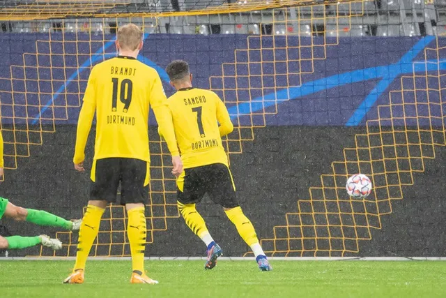 Dortmund 2-0 Zenit: Haaland, Sancho mang về chiến thắng cho Dortmund (Bảng F Champions League 2020/21) - Ảnh 2.