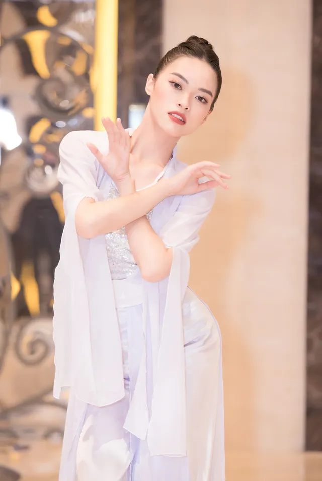 Bất ngờ với tài năng của các thí sinh Hoa hậu Việt Nam 2020 - Ảnh 8.