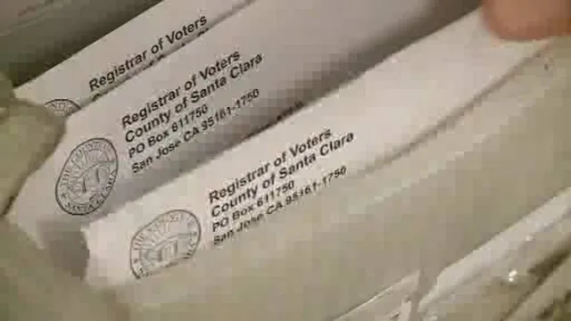 Truyền thông trong bầu cử Mỹ: Xoay như chong chóng, viết mãi không hết bài và cuộc chiến với fake news - Ảnh 7. Truyền thông trong bầu cử Mỹ: Xoay như chong chóng, viết mãi không hết bài và cuộc chiến với fake news - Ảnh 7.