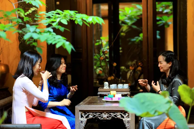 Thăm phố xưa Hà Nội nhớ ghé Nhà cổ 87 Mã Mây - Ảnh 16. Thăm phố xưa Hà Nội nhớ ghé Nhà cổ 87 Mã Mây - Ảnh 16.