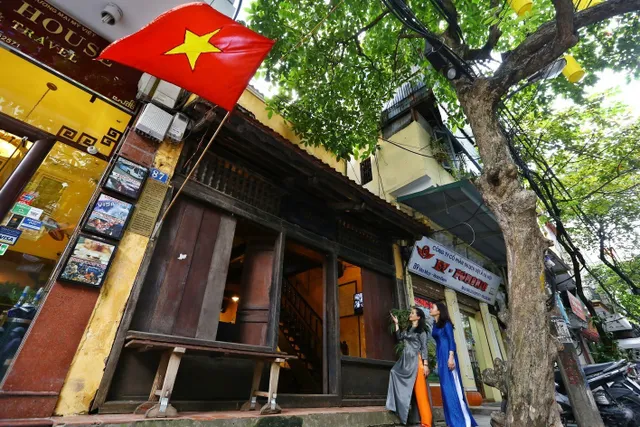 Thăm phố xưa Hà Nội nhớ ghé Nhà cổ 87 Mã Mây - Ảnh 1. Thăm phố xưa Hà Nội nhớ ghé Nhà cổ 87 Mã Mây - Ảnh 1.