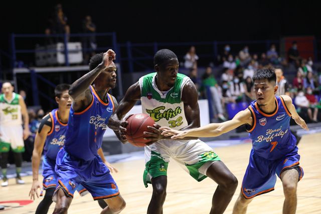 VBA 2020 - game 20: Hanoi Buffaloes duy trì phong độ cao - Ảnh 2.