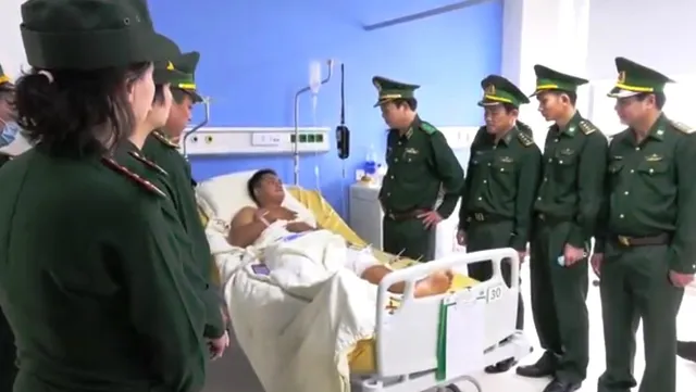 Đấu súng nghẹt thở, quyết tâm truy bắt đường dây vận chuyển ma túy Lào - Việt Nam - Ảnh 3. Đấu súng nghẹt thở, quyết tâm truy bắt đường dây vận chuyển ma túy Lào - Việt Nam - Ảnh 3.