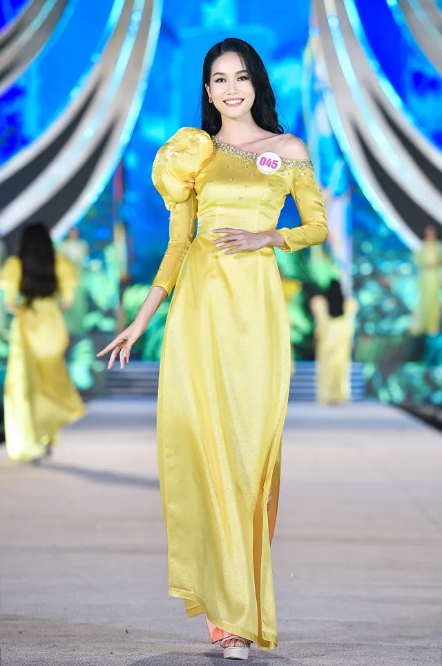 Nhan sắc Top 5 Người đẹp Du lịch - Hoa hậu Việt Nam 2020 - Ảnh 12. Nhan sắc Top 5 Người đẹp Du lịch - Hoa hậu Việt Nam 2020 - Ảnh 12.