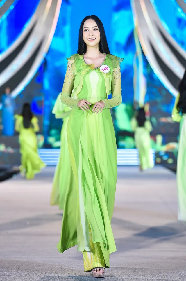 Nhan sắc Top 5 Người đẹp Du lịch - Hoa hậu Việt Nam 2020 - Ảnh 17. Nhan sắc Top 5 Người đẹp Du lịch - Hoa hậu Việt Nam 2020 - Ảnh 17.
