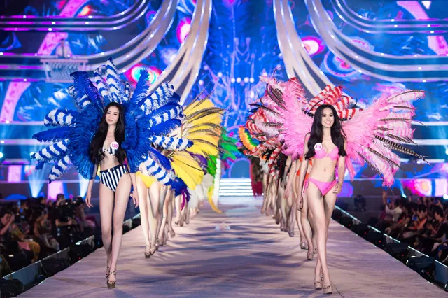 Thí sinh Hoa hậu Việt Nam 2020 trình diễn bikini bốc lửa - Ảnh 1. Thí sinh Hoa hậu Việt Nam 2020 trình diễn bikini bốc lửa - Ảnh 1.