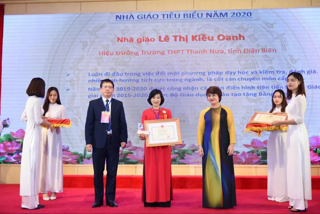 Tôn vinh 183 nhà giáo tiêu biểu năm 2020 - Ảnh 9.