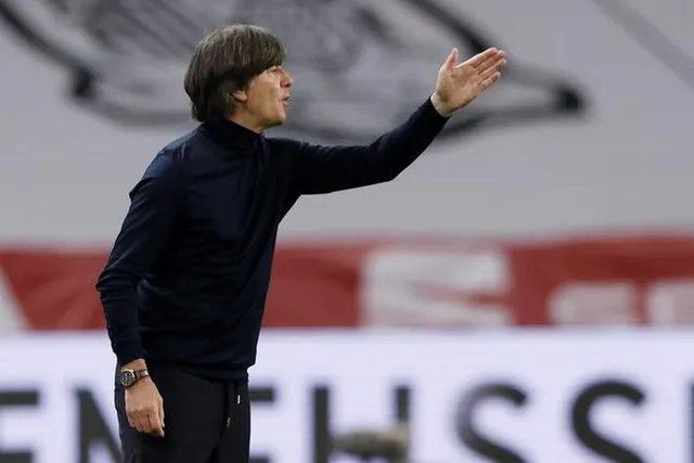 Thảm bại trước ĐT Tây Ban Nha, HLV Joachim Low vẫn được tin tưởng - Ảnh 3.