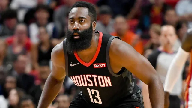 Houston Rockets chưa có ý định bán James Harden ngay lúc này - Ảnh 1.