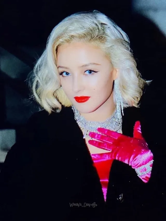 Nancy (Momoland) quyến rũ khi hóa thân thành Marilyn Monroe - Ảnh 2.