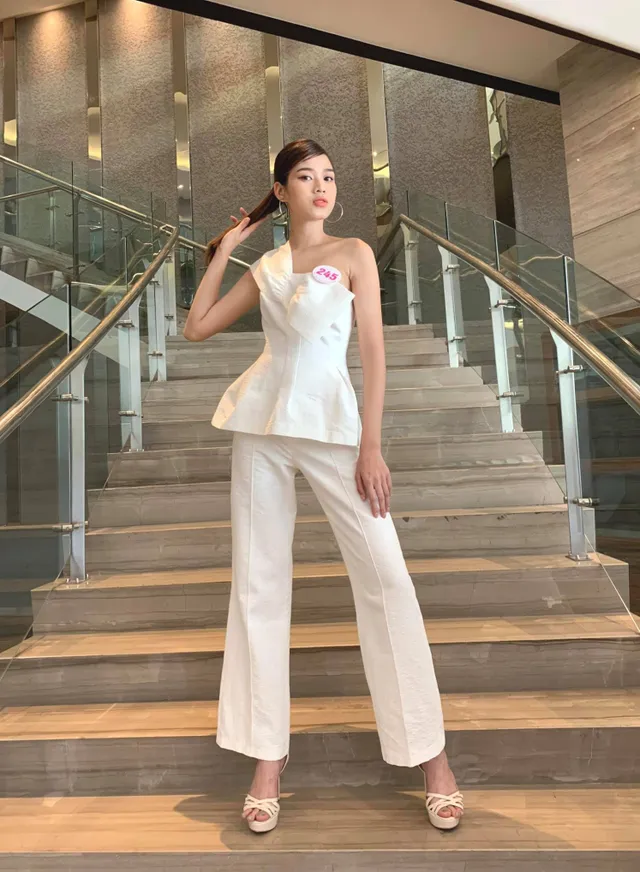 Hành trình từ nữ sinh Thanh Hóa đến tân Hoa hậu Việt Nam 2020 của Đỗ Thị Hà - Ảnh 6. Hành trình từ nữ sinh Thanh Hóa đến tân Hoa hậu Việt Nam 2020 của Đỗ Thị Hà - Ảnh 6.
