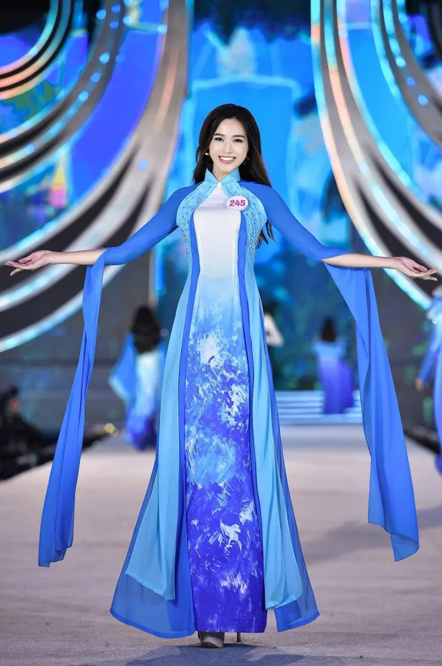 Hành trình từ nữ sinh Thanh Hóa đến tân Hoa hậu Việt Nam 2020 của Đỗ Thị Hà - Ảnh 7. Hành trình từ nữ sinh Thanh Hóa đến tân Hoa hậu Việt Nam 2020 của Đỗ Thị Hà - Ảnh 7.