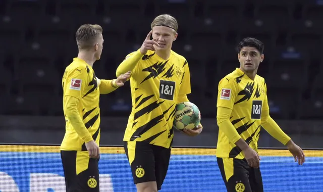 Hertha Berlin 2-5 Dortmund: Haaland lập poker, Moukoko đi vào lịch sử - Ảnh 2.