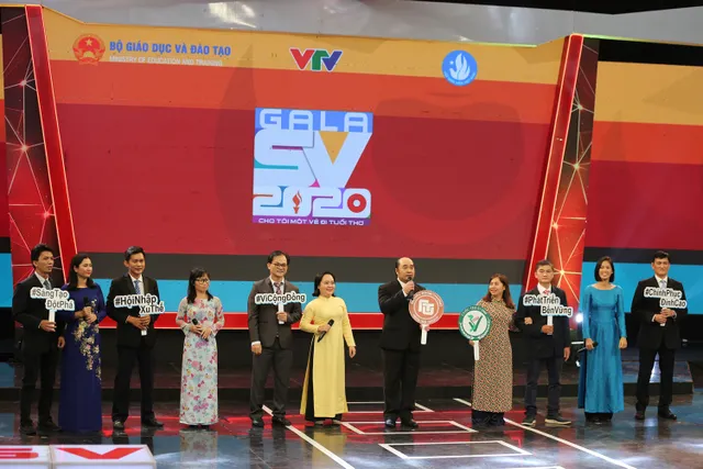 Dàn thí sinh SV 96, SV 2000 mang bầu trời thanh xuân trở về trên VTV3 - Ảnh 17. Dàn thí sinh SV 96, SV 2000 mang bầu trời thanh xuân trở về trên VTV3 - Ảnh 17.