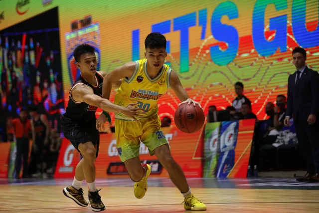 VBA 2020 - game 24: Nha Trang Dolphins giành chiến thắng cách biệt trước Danang Dragons - Ảnh 1.