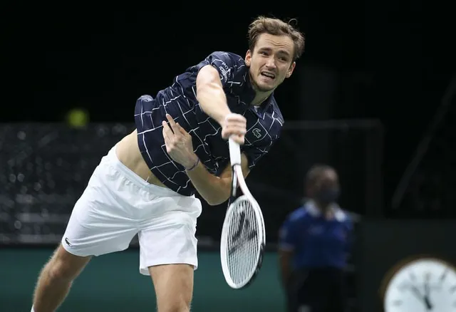 Alexander Zverev khởi đầu dễ dàng tại Paris Masters 2020 - Ảnh 2.