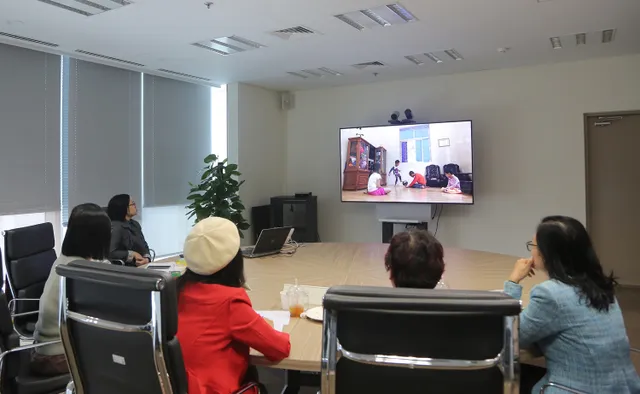 Ban Giám khảo LHTHTQ lần thứ 40 say sưa chấm thi ngày đầu tiên - Ảnh 7. Ban Giám khảo LHTHTQ lần thứ 40 say sưa chấm thi ngày đầu tiên - Ảnh 7.