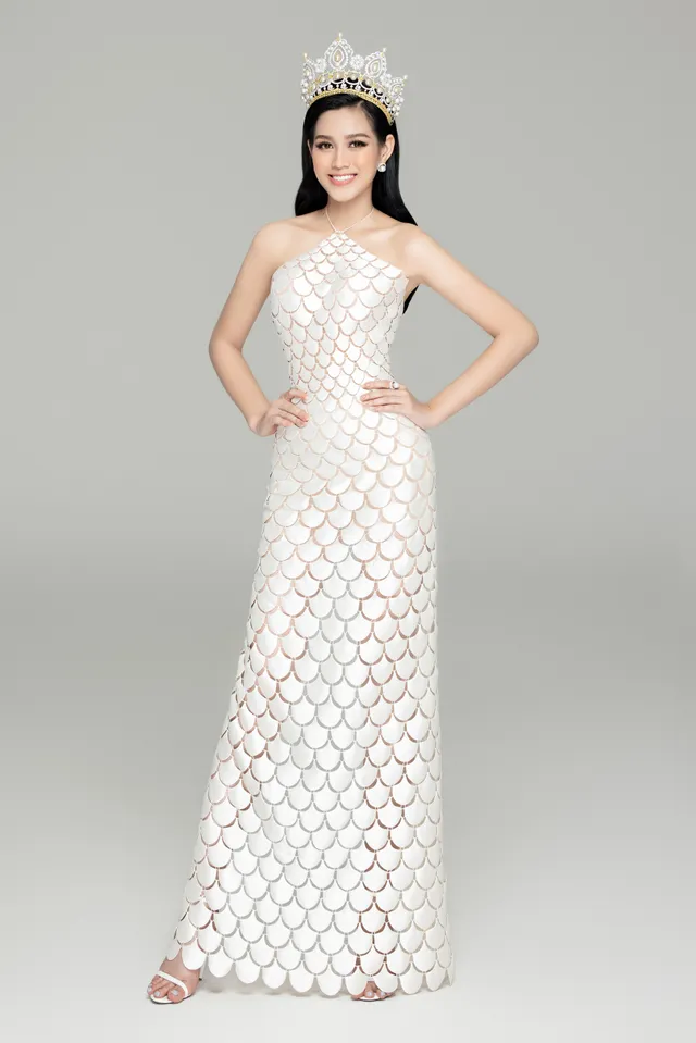 Hoa hậu Đỗ Thị Hà đọ sắc bên hai Á hậu sau 1 tháng đăng quang - Ảnh 7. Hoa hậu Đỗ Thị Hà đọ sắc bên hai Á hậu sau 1 tháng đăng quang - Ảnh 7.