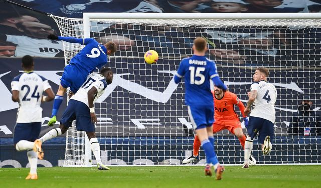 Tottenham 0-2 Leicester City: Vardy lập kỷ lục Leicester áp sát ngôi đầu - Ảnh 3.