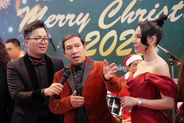 VTV Christmas go Green - Lung linh sắc màu Giáng sinh tại Đài Truyền hình Việt Nam - Ảnh 19. VTV Christmas go Green - Lung linh sắc màu Giáng sinh tại Đài Truyền hình Việt Nam - Ảnh 19.