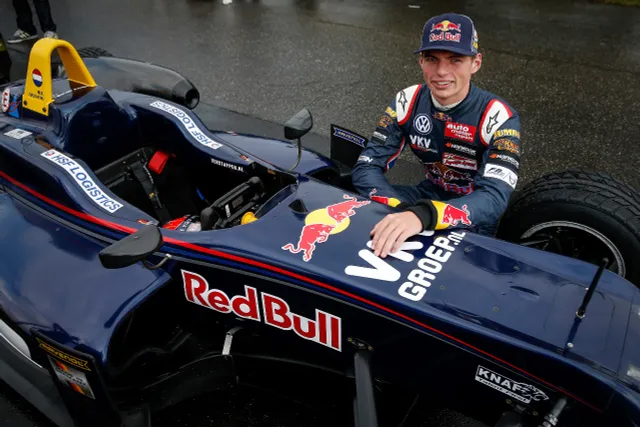 Max Verstappen không hối tiếc vì từ chối Mercedes - Ảnh 1.