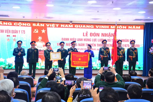 Bệnh viện Quân y 175 đón nhận danh hiệu Anh hùng Lực lượng vũ trang nhân dân - Ảnh 1.