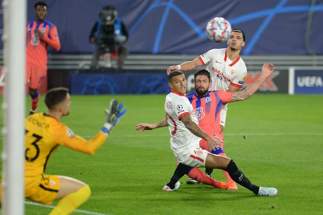 Sevilla 0-4 Chelsea: Màn trình diễn siêu đẳng của Giroud - Ảnh 2.