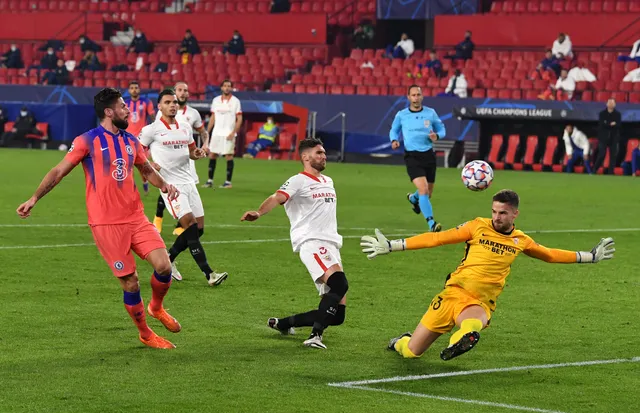 Sevilla 0-4 Chelsea: Màn trình diễn siêu đẳng của Giroud - Ảnh 1.