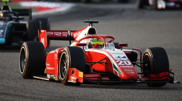 Con trai Michael Schumacher vô địch Formula 2 mùa giải 2020 - Ảnh 1.