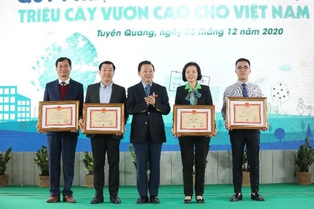 Vinamilk và Quỹ 1 triệu cây xanh cho Việt Nam được vinh danh trong Top 10 Hoạt động vì môi trường xuất sắc nhất 2020 - Ảnh 4.