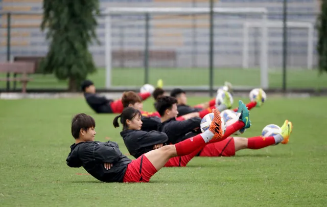 ĐT nữ Việt Nam trở lại tập luyện: Tập trung tinh thần cao nhất cho trận play-off với ĐT nữ Australia - Ảnh 2.