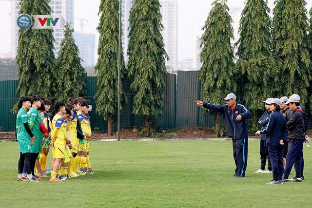 ĐT nữ Việt Nam tích cực tập luyện trong ngày nhận tin không vui về Chương Thị Kiều - Ảnh 1.