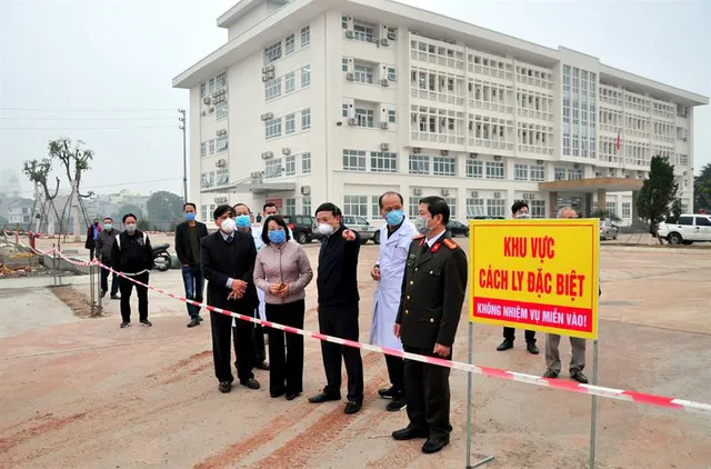 Quảng Ninh: Cách ly theo dõi 14 ngày với người từ vùng dịch qua cửa khẩu Móng Cái - Ảnh 1. Quảng Ninh: Cách ly theo dõi 14 ngày với người từ vùng dịch qua cửa khẩu Móng Cái - Ảnh 1.