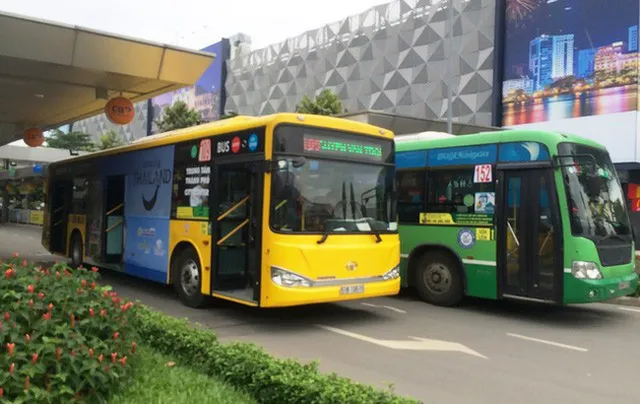 TP.HCM tạm ngừng, giảm chuyến nhiều loại hình vận tải đến hết 15/4 - Ảnh 1.