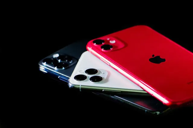 Linh kiện lắp ráp iPhone đang cạn dần - Ảnh 1. Linh kiện lắp ráp iPhone đang cạn dần - Ảnh 1.