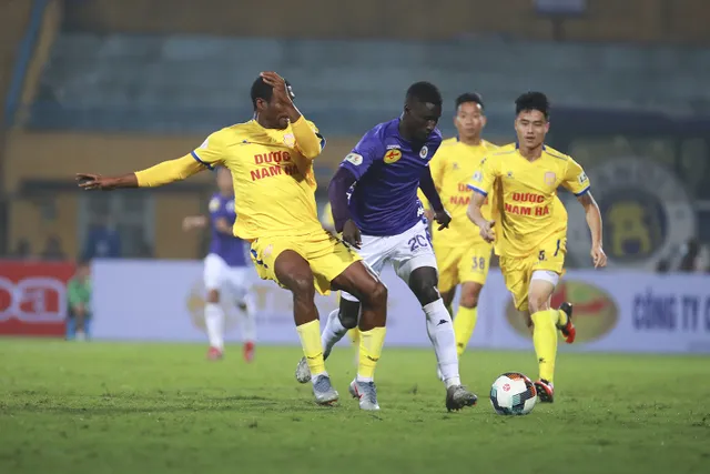 Ảnh: CLB Hà Nội ra quân thành công tại V.League 2020 - Ảnh 2.