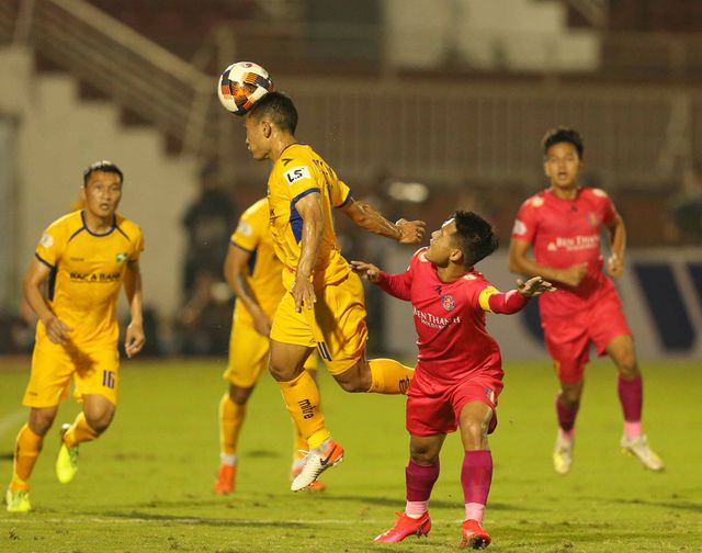 CLB Sài Gòn 0-0 Sông Lam Nghệ An: Những khoảnh khắc đáng nhớ (Vòng 1 LS V.League 2020) - Ảnh 4.