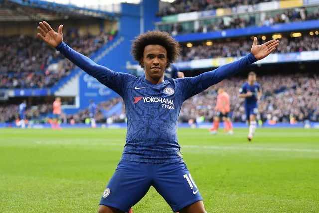 HLV Sarri muốn tái ngộ Willian tại Juventus - Ảnh 1.