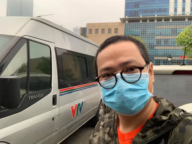 Đạo diễn Trịnh Lê Phong: Quay Những ngày không quên, chúng tôi khó khăn lắm mới có được bối cảnh - Ảnh 2. Đạo diễn Trịnh Lê Phong: Quay Những ngày không quên, chúng tôi khó khăn lắm mới có được bối cảnh - Ảnh 2.